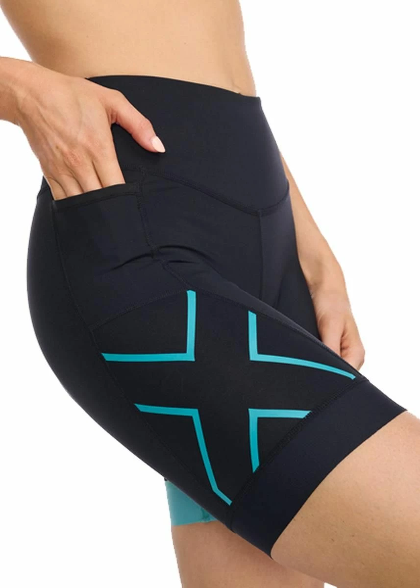 2XU Women's Core 7 Inch Tri Short - Black/ Porcelain - Image 6